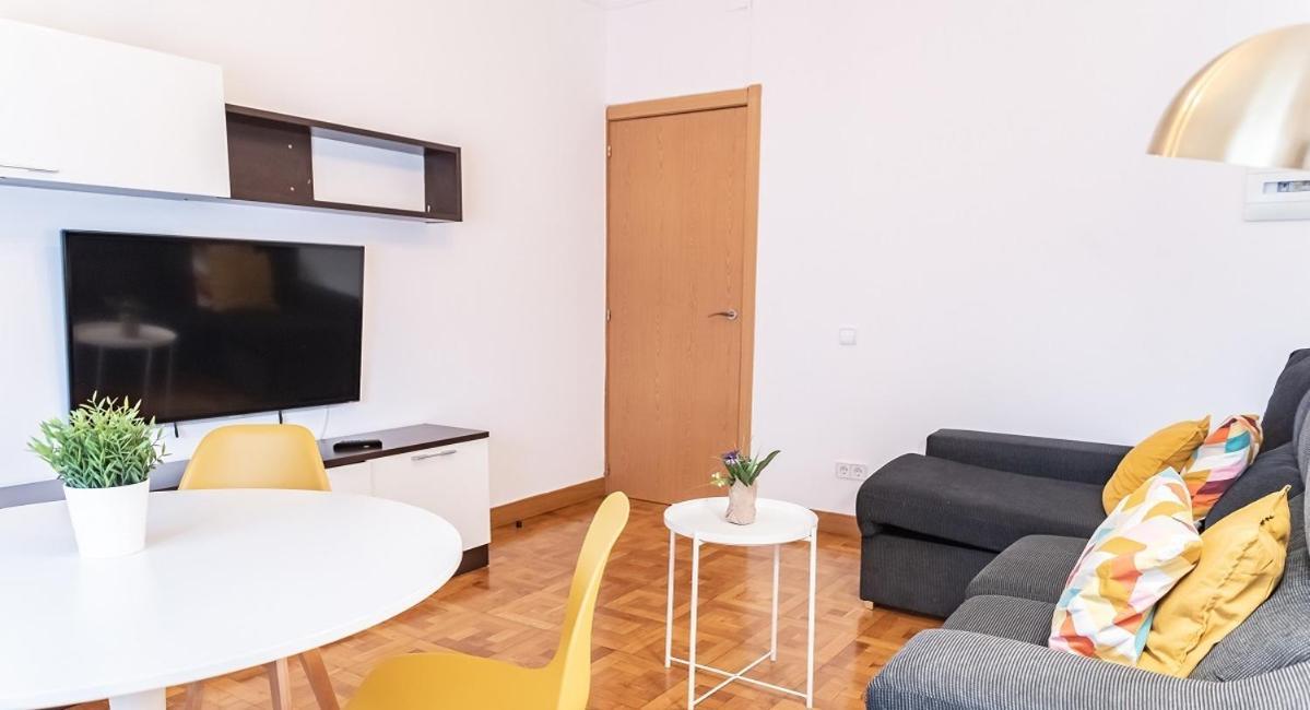Adaptado Y Comodo Apartamento En Iturrama Pamplona Eksteriør bilde
